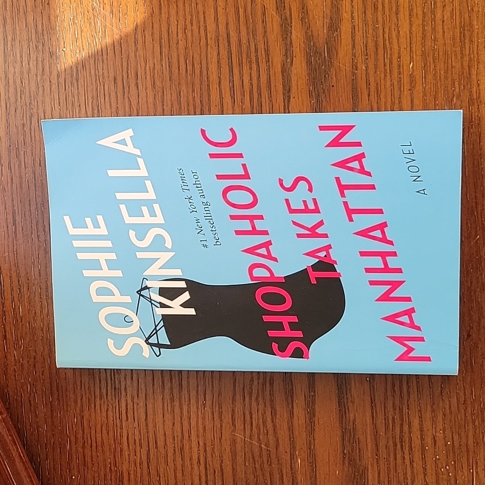 Shopaholic Takes Manhattan book